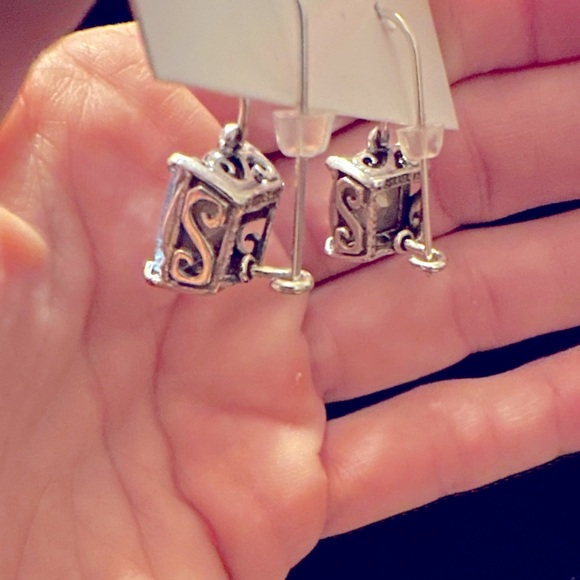 NOA ZUMAN EARRINGS STERLING SILVER 925 CZ Blue Crystal SQUARE DROP I… - Picture 4 of 4